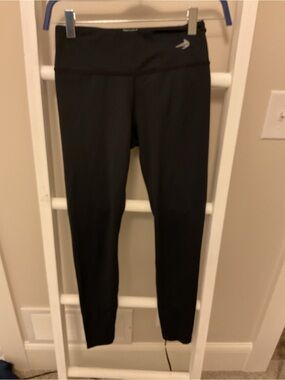Black High-Waist Performance Leggings